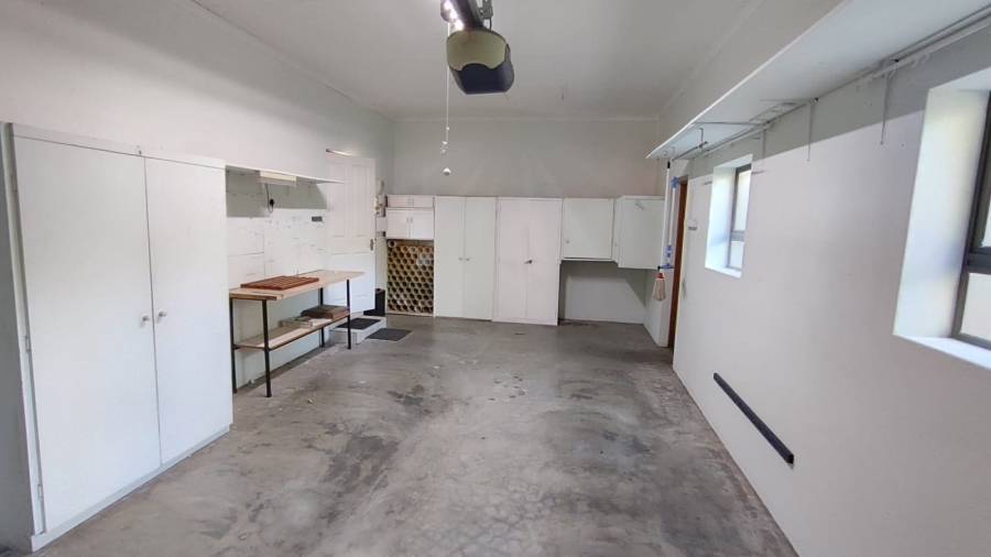 2 Bedroom Property for Sale in Stilbaai Wes Western Cape